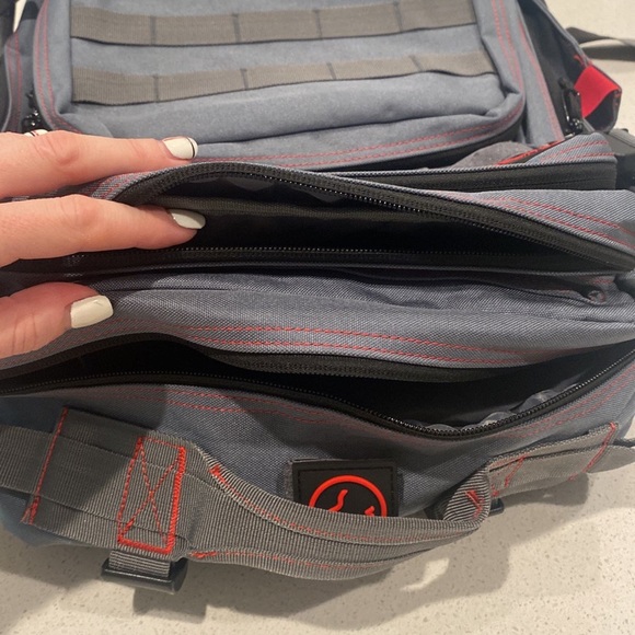 Wolfpak 45L backpack BRAND NEW Anvil Grey - Picture 6 of 6